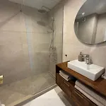 El Paraiso Penthouse 3 Terraces, Panoramic Views 아파트 에스테포나